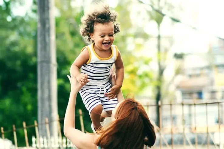 Meditation helps build family relationships