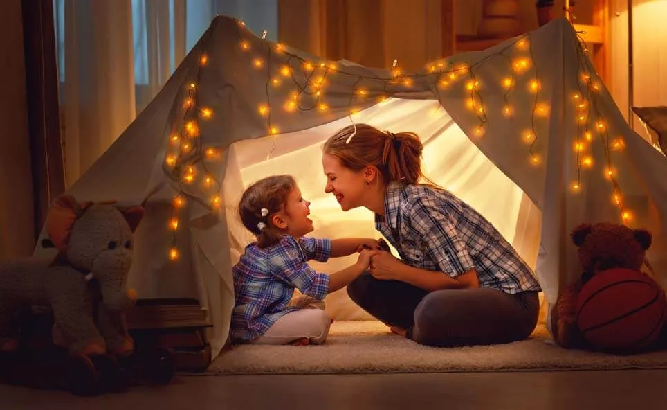 How Meditation Binds People into A Happy Family